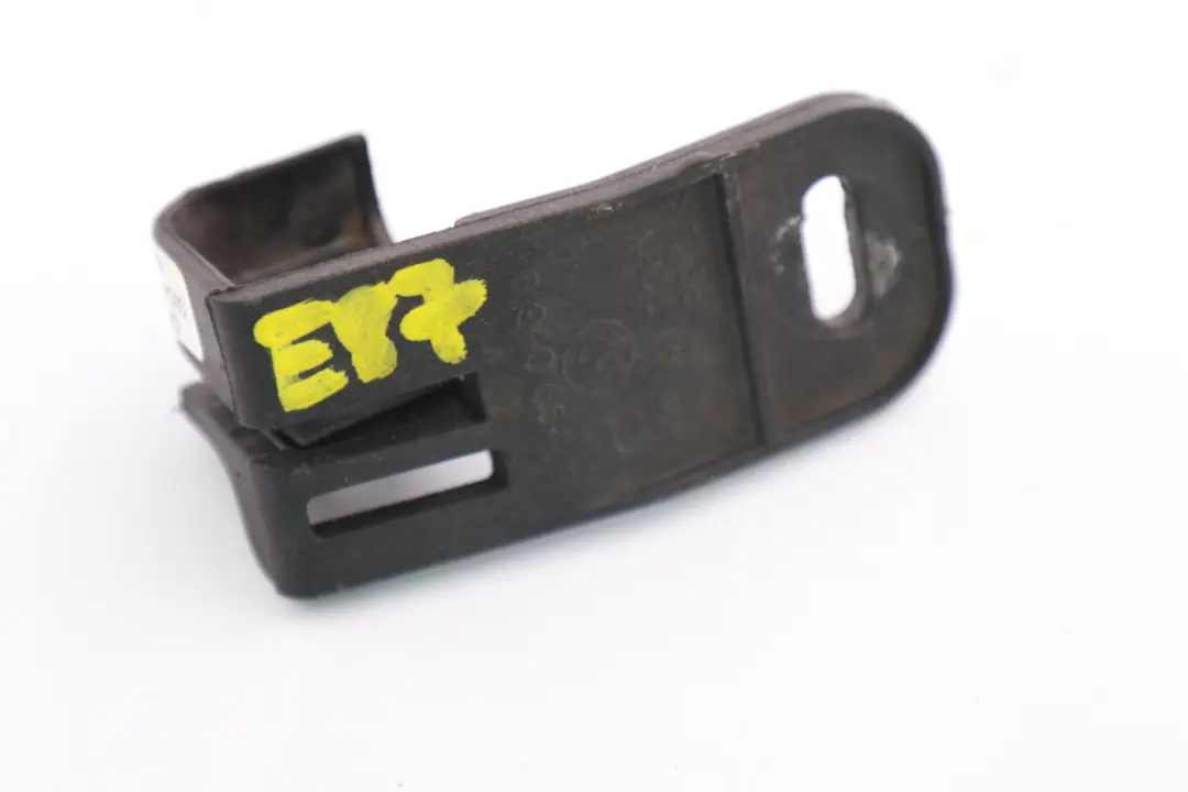 Uchwyt zaczep reflektora prawy do BMW E81 E82 E87 E88 o numerze 6940664 BMW E81 E82 E87 E88 Uchwyt zaczep reflektora prawy - SKU 6940664 - Numer Części 6940664