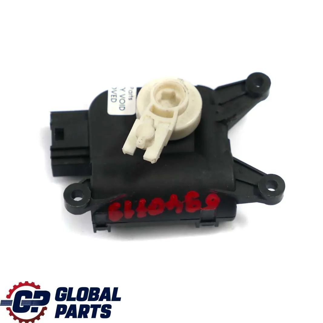 Temperature Control Actuator Climate 0132801354 to Mini Cooper One R50 R53 with Part number 6940719 Mini Cooper One R50 R53 Temperature Control Actuator Climate 0132801354 - SKU 6940719 - Part number 6940719