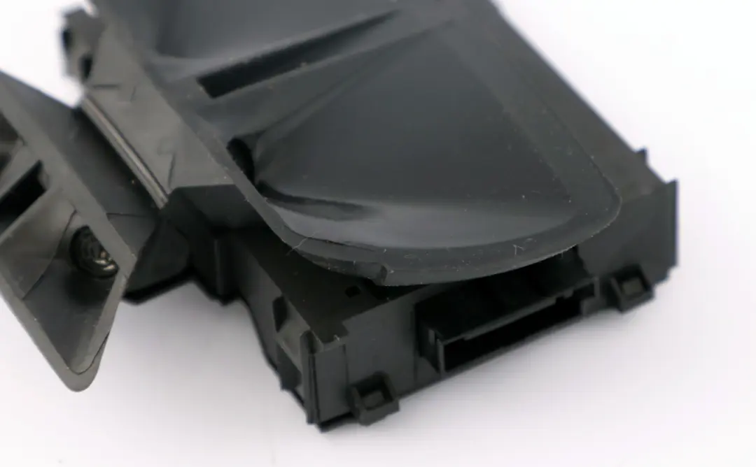 Moduł Czujnik Sterownik Sensor Alarmu do BMW E65 E66 E67 o numerze 6940763 BMW E65 E66 E67 Moduł Czujnik Sterownik Sensor Alarmu - SKU 6940763 - Numer Części 6940763