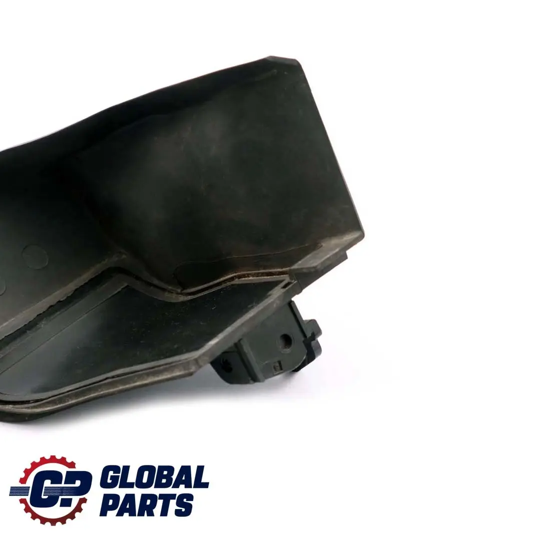 Scarico Acqua Sinistro Copertura Trim per BMW E90 E91 E92 E93 con numero di parte 6940855 BMW E90 E91 E92 E93 Scarico Acqua Sinistro Copertura Trim - SKU 6940855 - Numero di parte 6940855