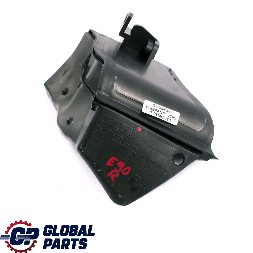 Odpływ Wody Prawy do BMW E90 E91 E92 E93 o numerze 6940856 BMW E90 E91 E92 E93 Odpływ Wody Prawy - SKU 6940856 - Numer Części 6940856