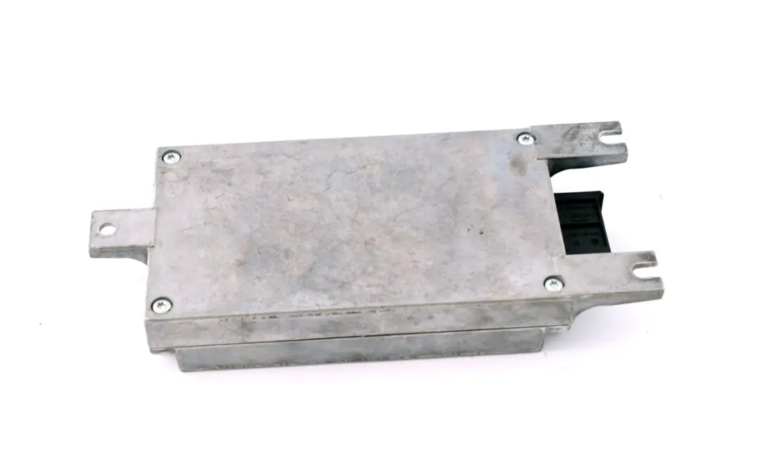 Control Unit Voice Input System Module to BMW 7 Series E65 E66 E67 with Part number 6941974 BMW 7 Series E65 E66 E67 Control Unit Voice Input System Module - SKU 6941974 - Part number 6941974