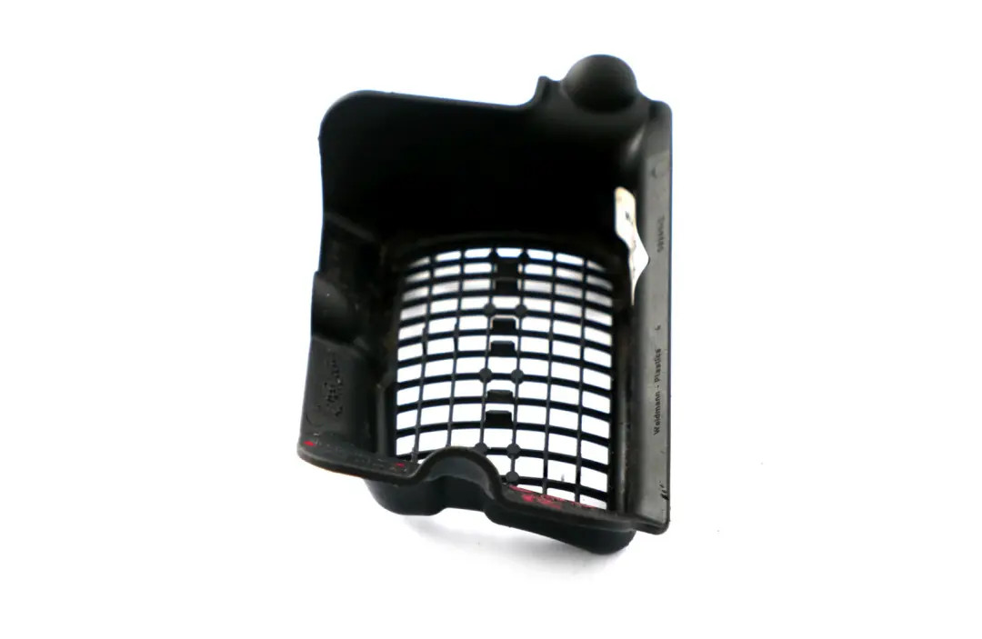 Grill Right to BMW 1 3 X1 Series E81 E82 E84 E87 E88 E90 E91 E92 Leaf with Part number 64316942618 BMW 1 3 X1 Series E81 E82 E84 E87 E88 E90 E91 E92 Leaf Grill Right - SKU 6942618 - Part number 64316942618