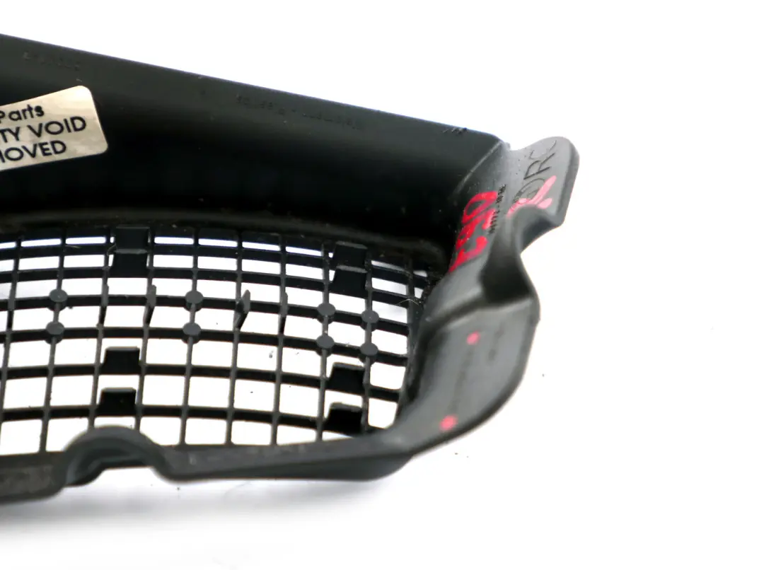 Grill Right to BMW 1 3 X1 Series E81 E82 E84 E87 E88 E90 E91 E92 Leaf with Part number 64316942618 BMW 1 3 X1 Series E81 E82 E84 E87 E88 E90 E91 E92 Leaf Grill Right - SKU 6942618 - Part number 64316942618