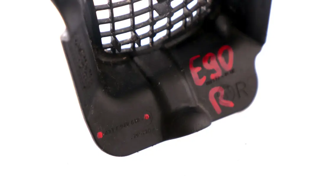 Laubgitter Rechts 9267638 für BMW 1 3 X1 er E81 E82 E84 E87 E88 E90 E91 E92 mit Teilenummer 64316942618 BMW 1 3 X1 er E81 E82 E84 E87 E88 E90 E91 E92 Laubgitter Rechts 9267638 - SKU 6942618 - Teilenummer 64316942618