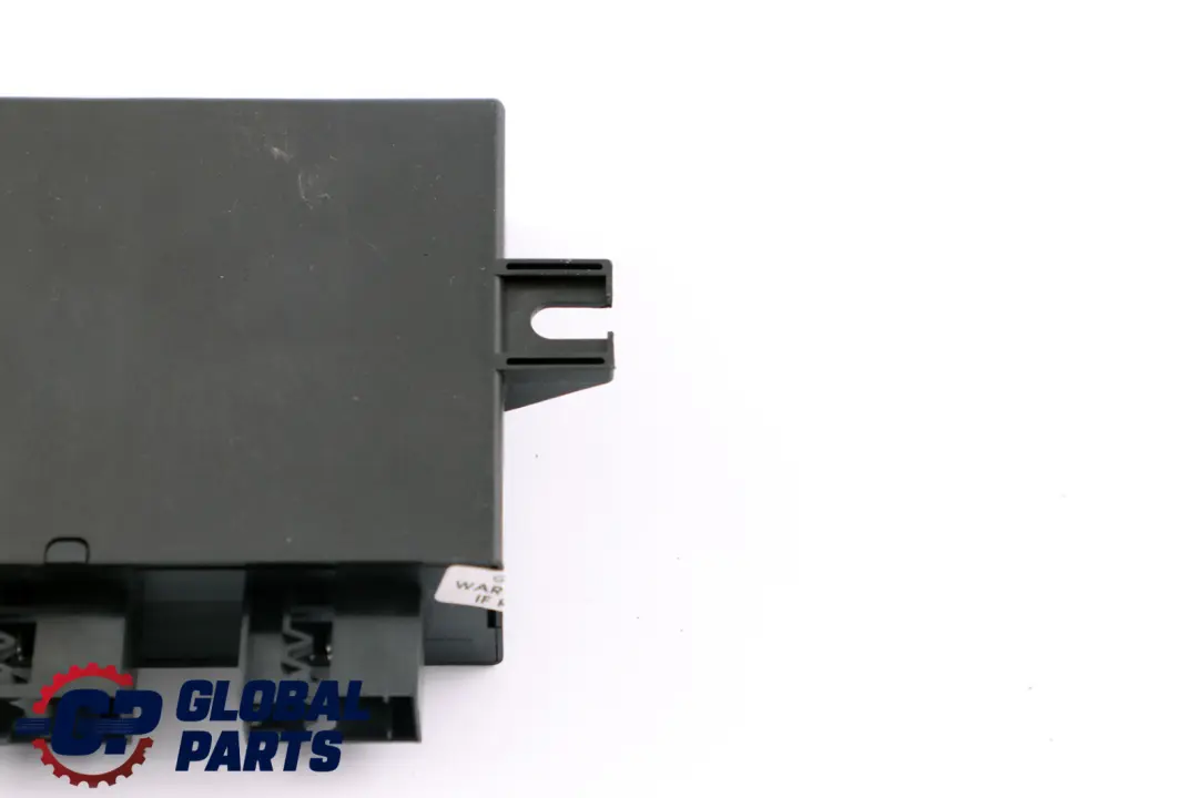 Boitier de Commande PDC(Systeme d'Aide au Station.) pour BMW X3 X5 Serie E53 E83 à propos du numéro de pièce 6942676 BMW X3 X5 Serie E53 E83 Boitier de Commande PDC(Systeme d'Aide au Station.) - SKU 6942676 - Numéro de pièce 6942676