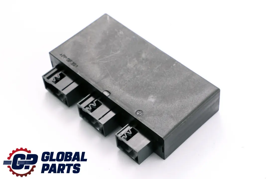 PDC Parcheggio Modulo controllo Unità ECU per BMW E60 E61 E63 E65 con numero di parte 6922785 BMW E60 E61 E63 E65 PDC Parcheggio Modulo controllo Unità ECU - SKU 6942677 - Numero di parte 6922785