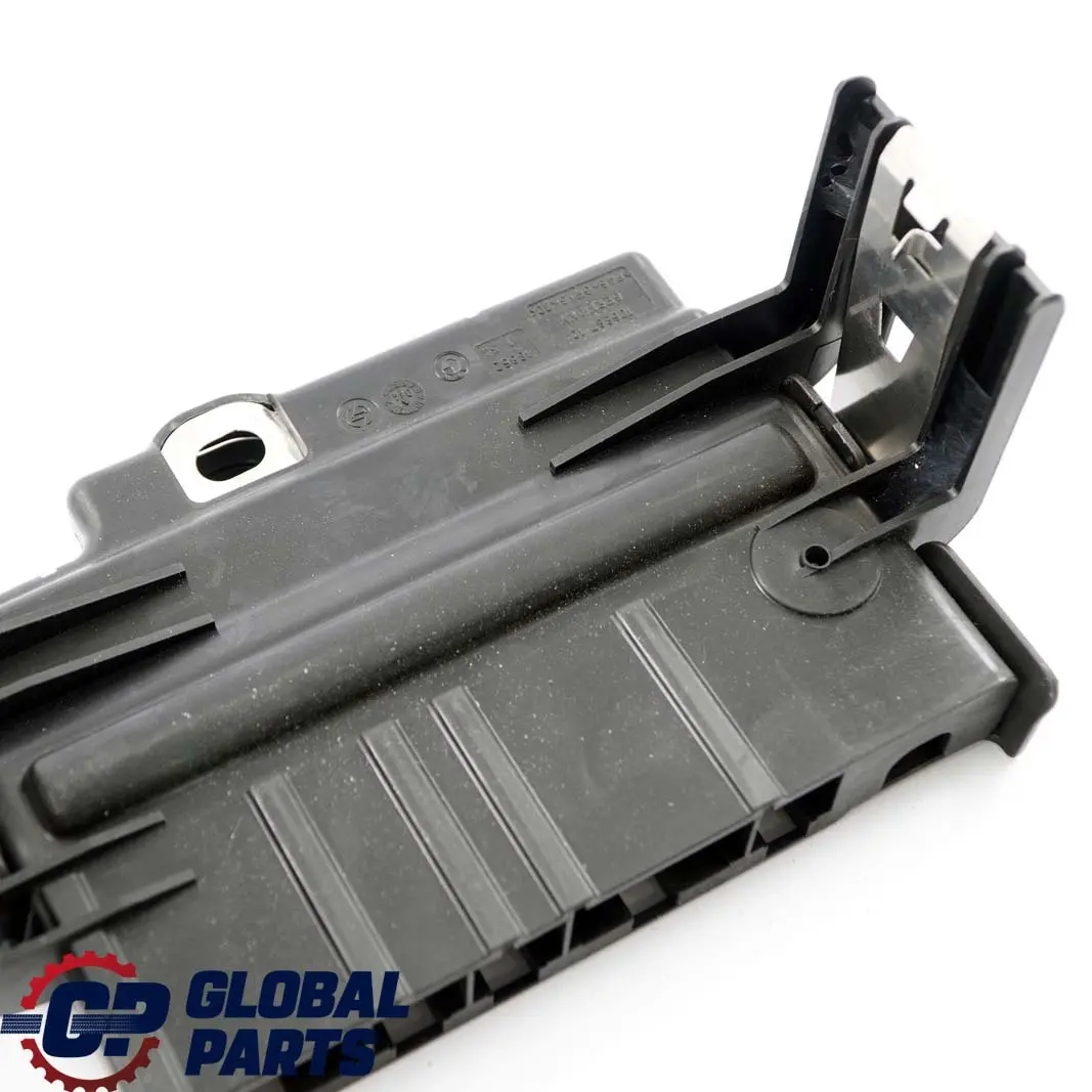 Distribution Box Black to BMW E81 E82 X1 E84 E87 E90 E91 E92 Power with Part number 6942912 BMW E81 E82 X1 E84 E87 E90 E91 E92 Power Distribution Box Black - SKU 6942912-1 - Part number 6942912