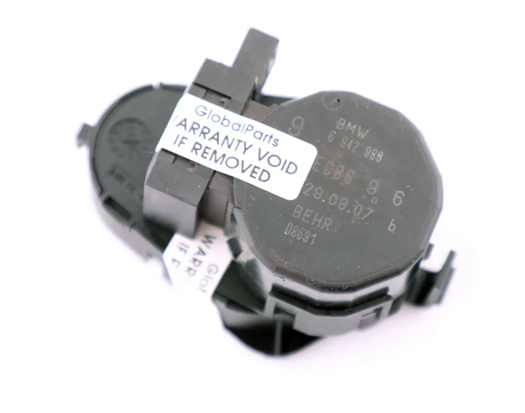 Heater Flap Motor Control Regulator to BMW E60 E61 E63 E64 with Part number 6942989 BMW E60 E61 E63 E64 Heater Flap Motor Control Regulator - SKU 6942989 - Part number 6942989
