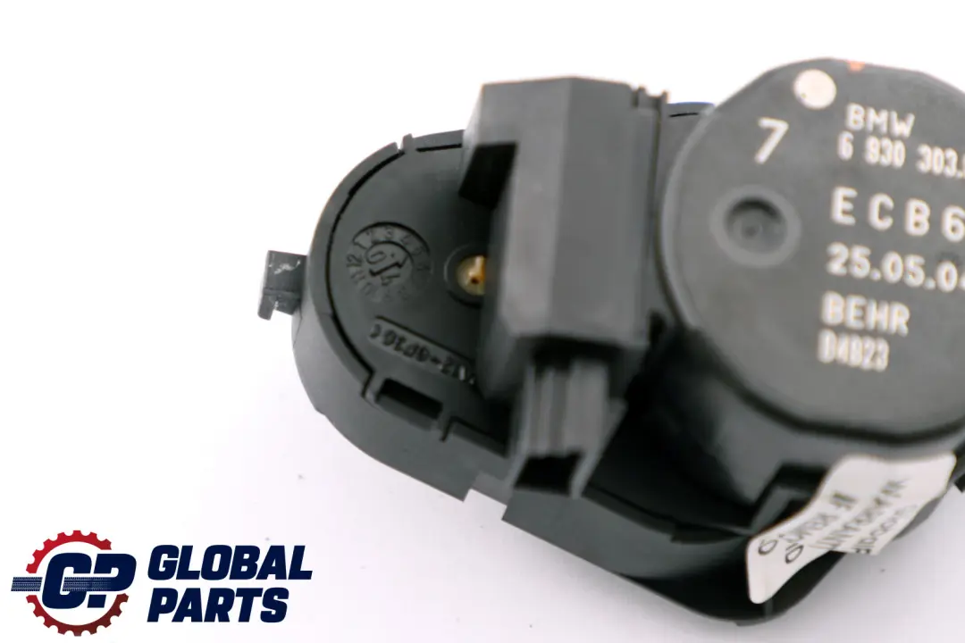 Left Footwell Flap Actuator to BMW 5 6 Series E60 E61 E63 E64 with Part number 6942993 BMW 5 6 Series E60 E61 E63 E64 Left Footwell Flap Actuator - SKU 6942993 - Part number 6942993