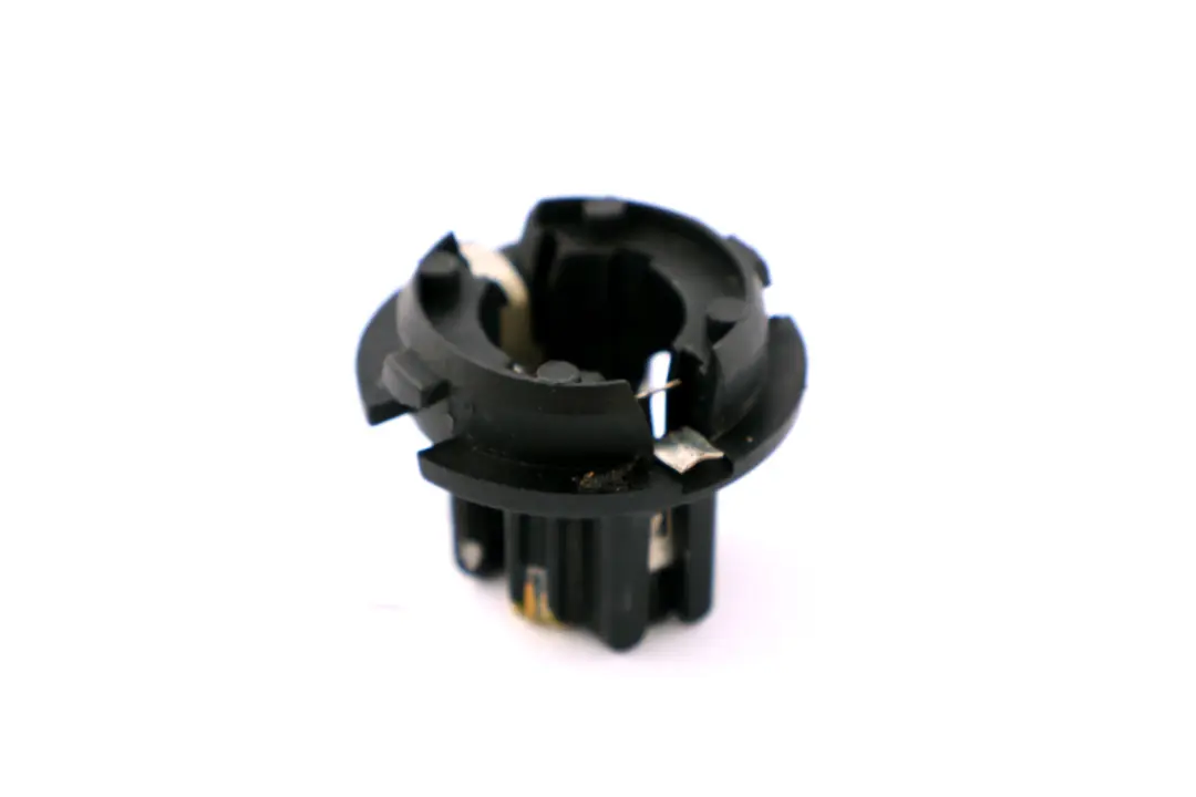 BMW X5 E53 X3 E83 E65 Rear Light Lamp Bulb Socket - SKU 6943036 - Part number 6943036