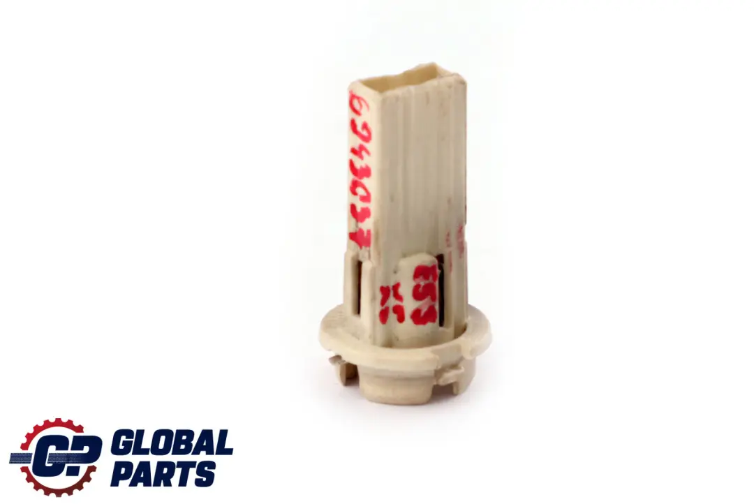 Socket Lampada per BMW X5 E53 con numero di parte 6943037 BMW X5 E53 Socket Lampada - SKU 6943037 - Numero di parte 6943037