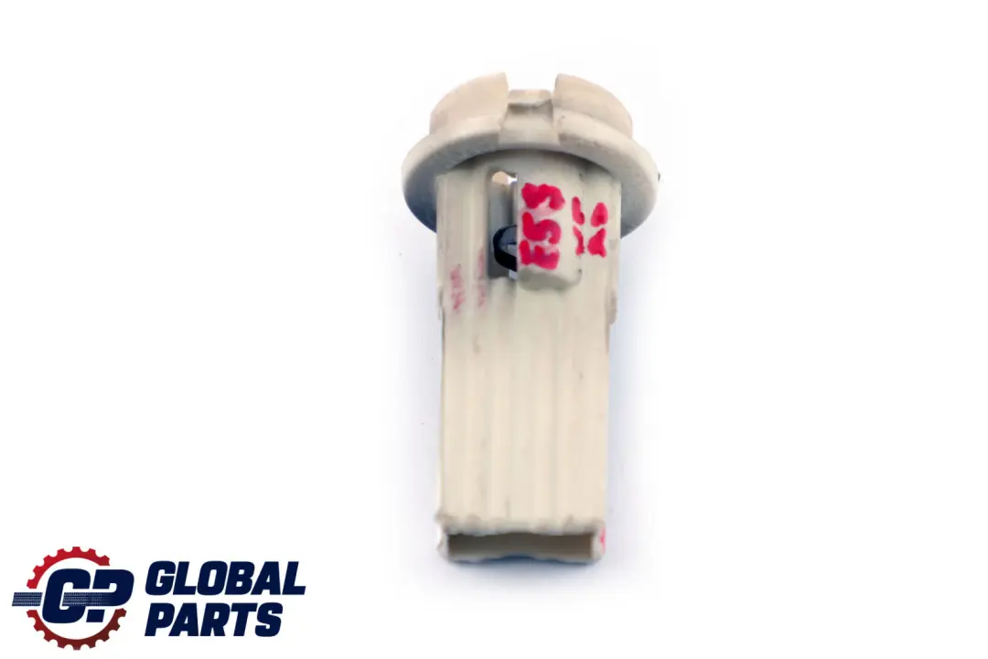 Douille de Lampe pour BMW X5 E53 à propos du numéro de pièce 6943037 BMW X5 E53 Douille de Lampe - SKU 6943037 - Numéro de pièce 6943037