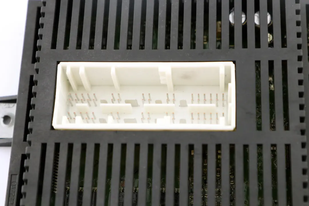 Lichtsteuermoduleinheit Lear LME6X MAN. LWR (LCM) für BMW 7 er E65 mit Teilenummer 6943284 BMW 7 er E65 Lichtsteuermoduleinheit Lear LME6X MAN. LWR (LCM) - SKU 6943284-1 - Teilenummer 6943284