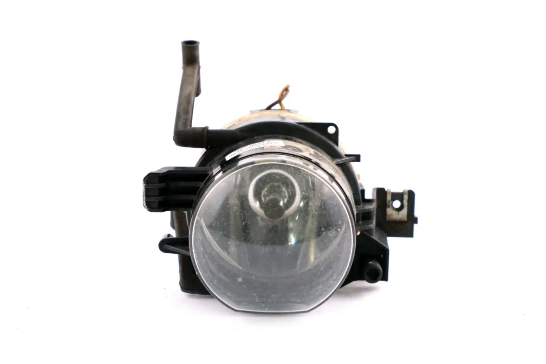 Fog Light Front Right O/S 6317 to BMW 7 Series E65 E66 with Part number 6943416 BMW 7 Series E65 E66 Fog Light Front Right O/S 6317 - SKU 6943416 - Part number 6943416