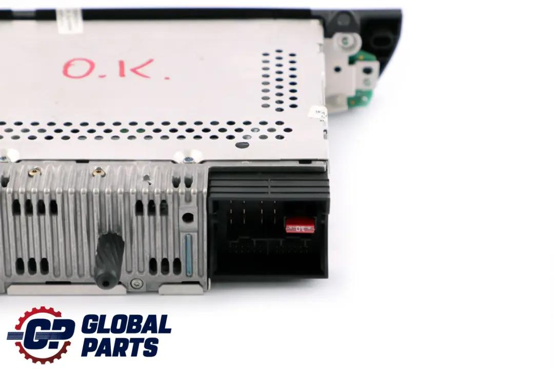 Lettore CD Radio Business 6512 per BMW X3 Z4 Serie E83 E85 E86 con numero di parte 6943437 BMW X3 Z4 Serie E83 E85 E86 Lettore CD Radio Business 6512 - SKU 6943437 - Numero di parte 6943437