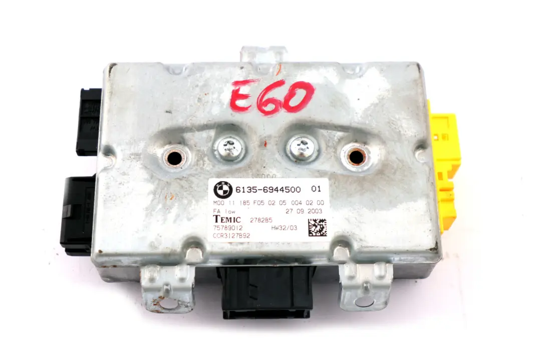 Modulo unità di controllo airbag porta lato guida per BMW E60 E61 E63 con numero di parte 6944500 BMW E60 E61 E63 Modulo unità di controllo airbag porta lato guida - SKU 6944500 - Numero di parte 6944500