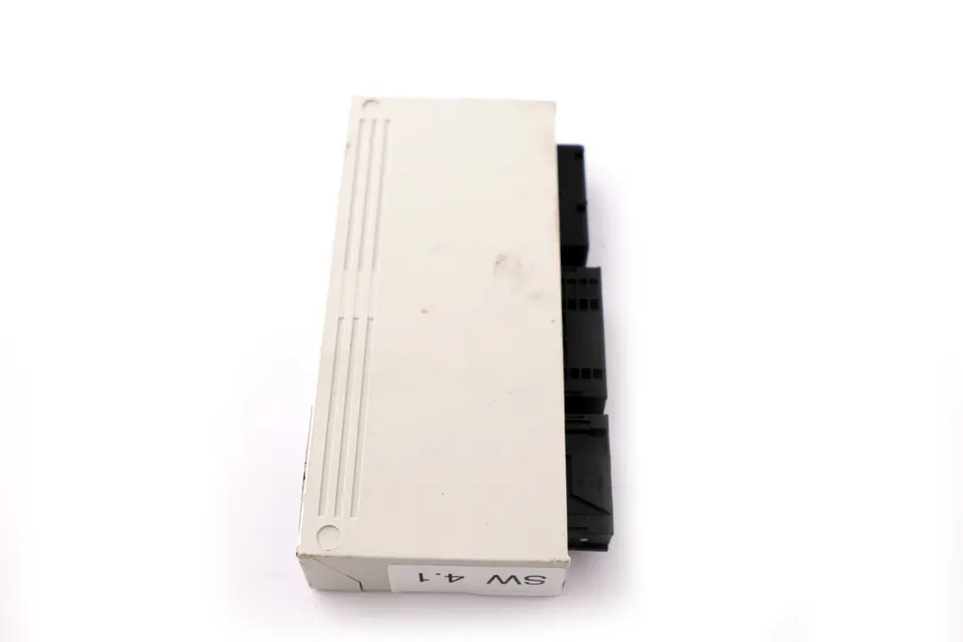 Grundmodul Karosserie-Steuereinheit GM5 Star12 für BMW 3 X3 er E46 E83 mit Teilenummer 6944843 BMW 3 X3 er E46 E83 Grundmodul Karosserie-Steuereinheit GM5 Star12 - SKU 6944843 - Teilenummer 6944843