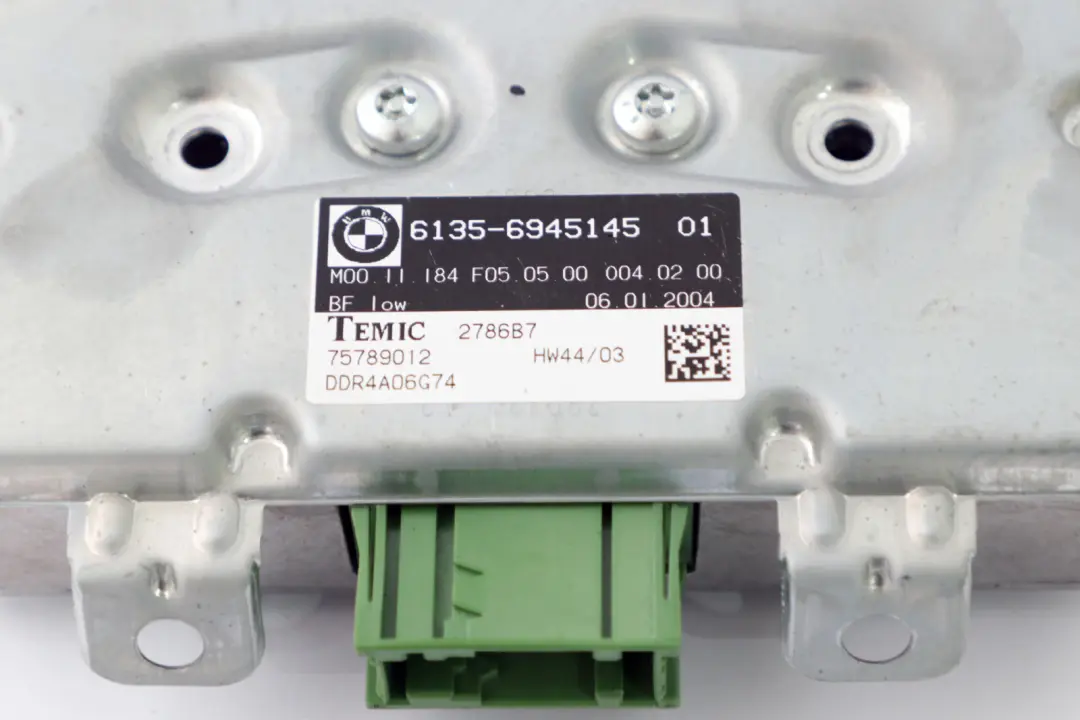 Módulo De Control De Aire De La Puerta Del Pasajero para BMW E60 E61 E63 con número de pieza 9110846 BMW E60 E61 E63 Módulo De Control De Aire De La Puerta Del Pasajero - SKU 6945145 - Número de pieza 9110846