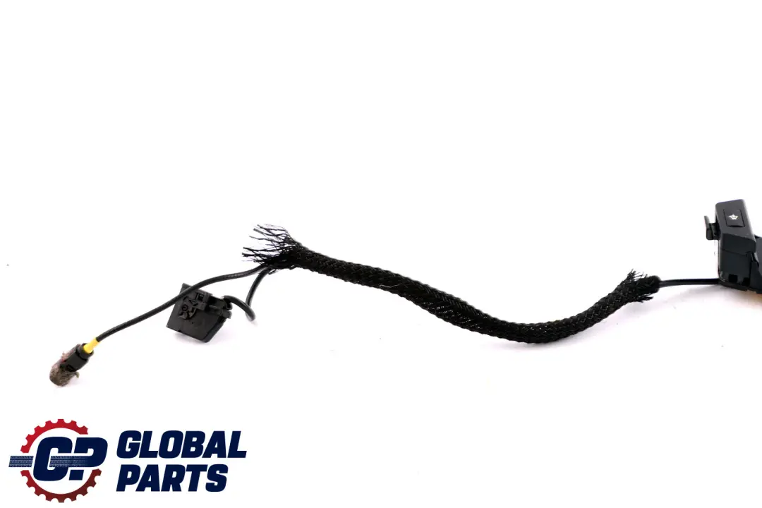 BMW 3 Series E90 E91 E92 E93 Phone Holder Eject Bos Centre Console Armrest - SKU 6946075 - Part number 7118054