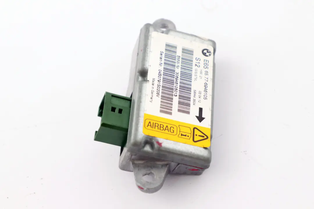 Sensor Front Left Door N/S 6577 to BMW 7 Series E65 E66 E67 with Part number 6946105 BMW 7 Series E65 E66 E67 Sensor Front Left Door N/S 6577 - SKU 6946105 - Part number 6946105