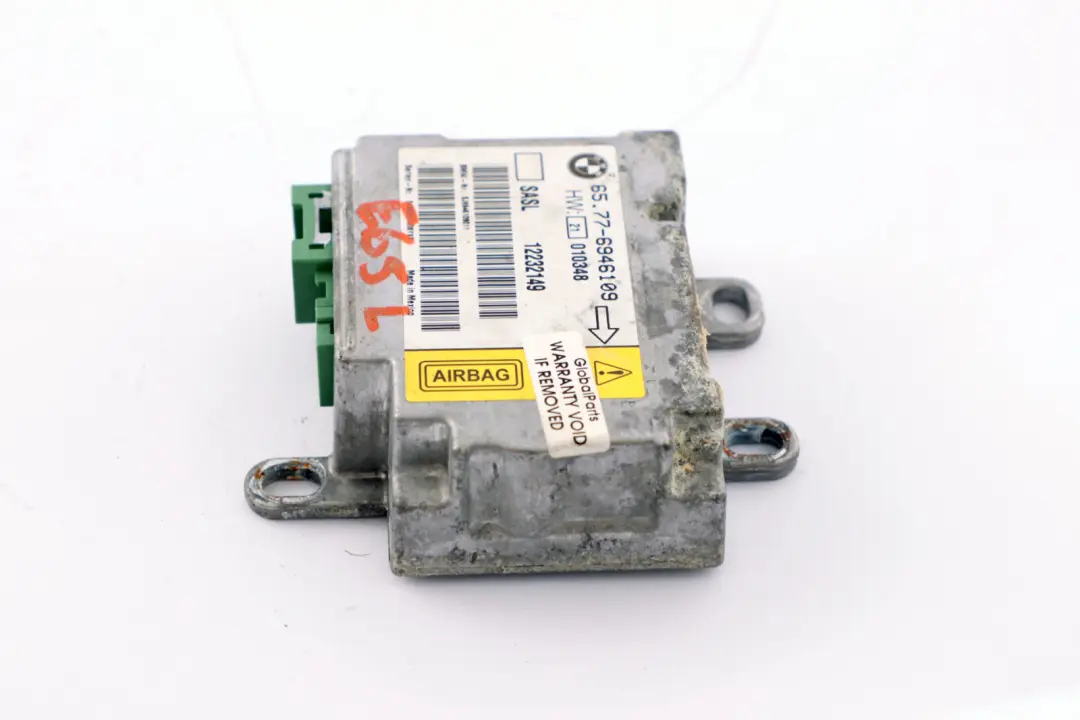 Sensor moduł airbag poduszek lewy 6920468 do BMW E65 o numerze 6946109 BMW E65 Sensor moduł airbag poduszek lewy 6920468 - SKU 6946109 - Numer Części 6946109