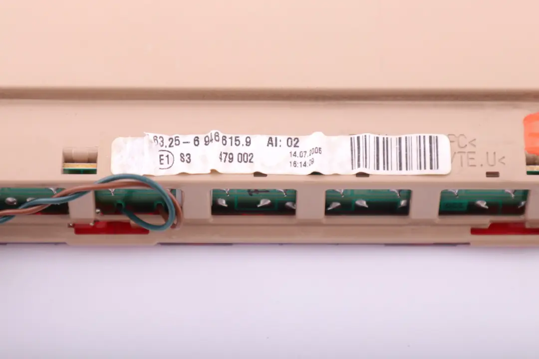 Hinten Dritte Bremsleuchte Beige für BMW E90 LCI mit Teilenummer 63257145519 BMW E90 LCI Hinten Dritte Bremsleuchte Beige - SKU 6946615 - Teilenummer 63257145519