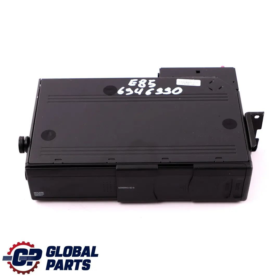 6-disc CD Changer ohne Magazin für BMW Z4 er E85 mit Teilenummer 6946990 BMW Z4 er E85 6-disc CD Changer ohne Magazin - SKU 6946990 - Teilenummer 6946990