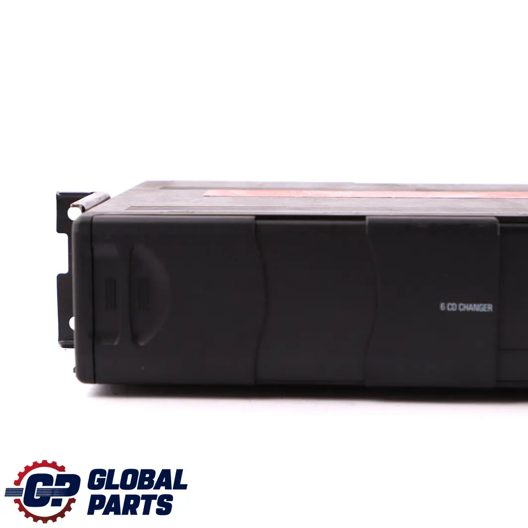 6-disc CD Changer ohne Magazin für BMW Z4 er E85 mit Teilenummer 6946990 BMW Z4 er E85 6-disc CD Changer ohne Magazin - SKU 6946990 - Teilenummer 6946990