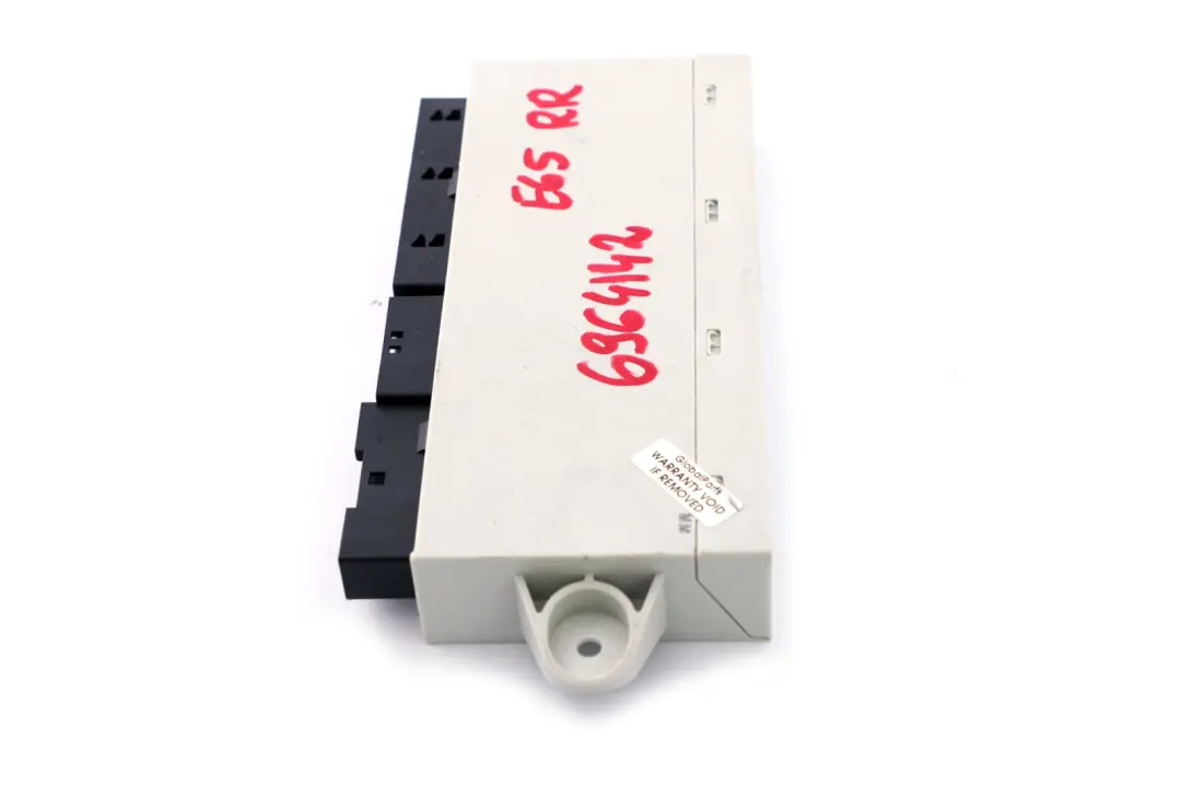 Control Unit Door Rear Driver Side to BMW 7 Series E65 E66 E67 with Part number 61356947119 BMW 7 Series E65 E66 E67 Control Unit Door Rear Driver Side - SKU 6947119 - Part number 61356947119
