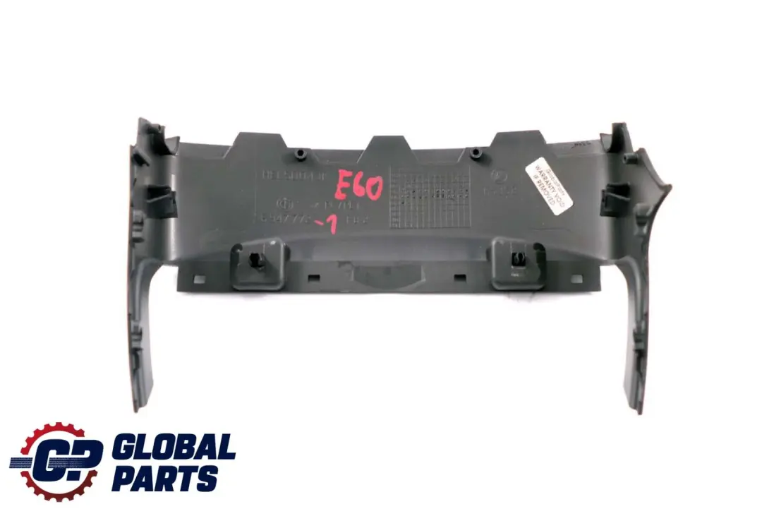 Pannello completo rivestimento inferiore piantone sterzo per BMW E60 E61 E63 E64 LCI con numero di parte 6947772 BMW E60 E61 E63 E64 LCI Pannello completo rivestimento inferiore piantone sterzo - SKU 6947772-1 - Numero di parte 6947772