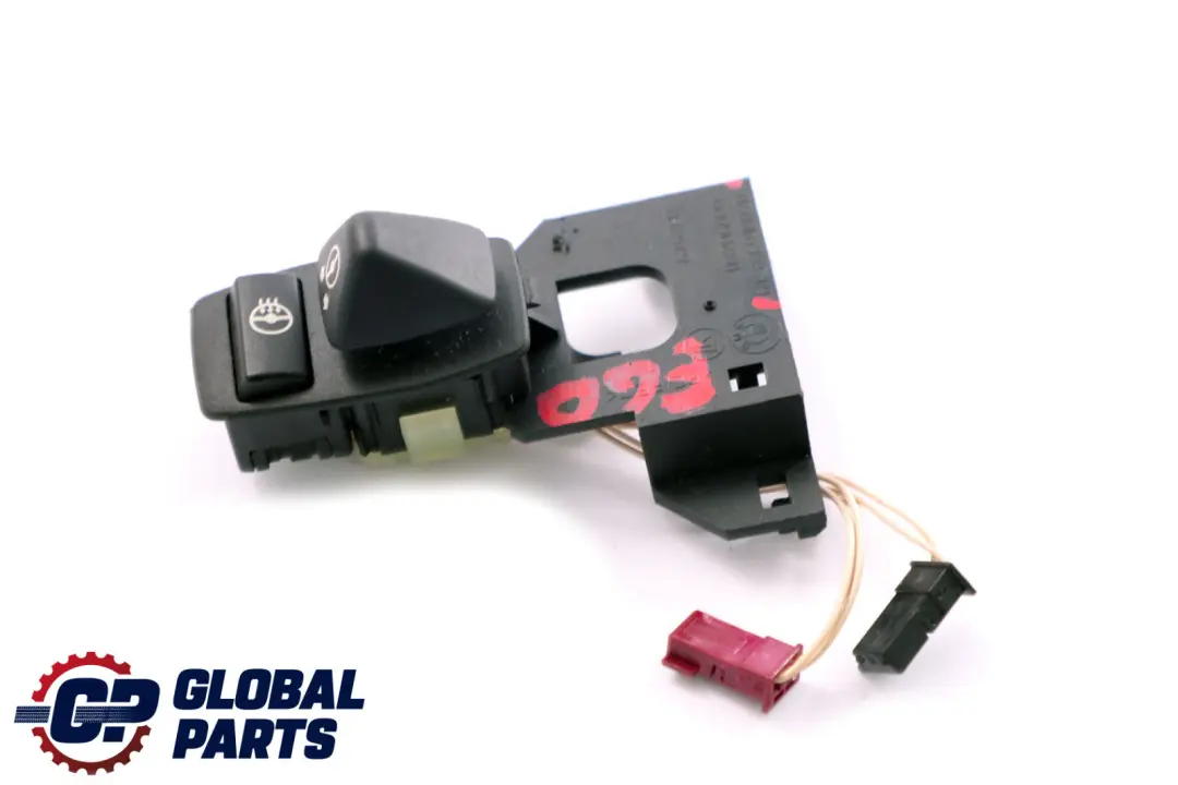 Steering Column Adjuster Switch to BMW E60 E61 E63 E64 with Part number 6947788 BMW E60 E61 E63 E64 Steering Column Adjuster Switch - SKU 6947788 - Part number 6947788