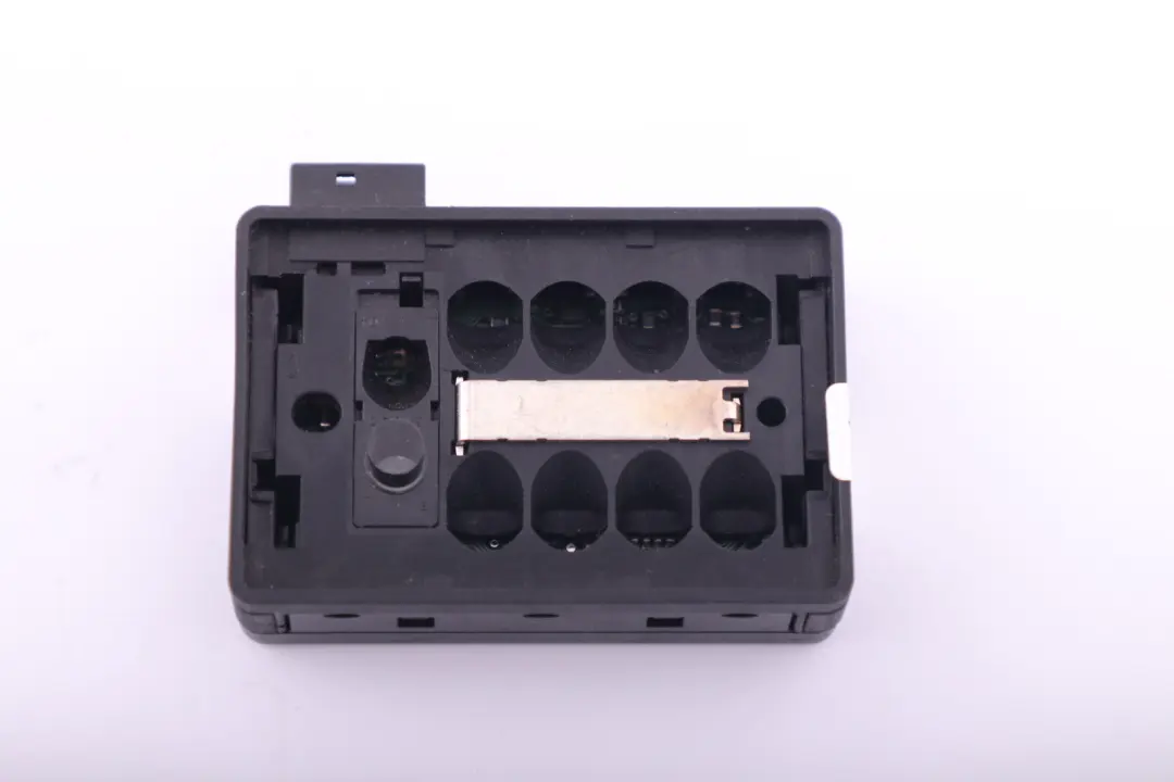 Rain and Light Sensor to BMW E60 E61 E63 E64 E65 E66 E67 with Part number 6947845 BMW E60 E61 E63 E64 E65 E66 E67 Rain and Light Sensor - SKU 6947845 - Part number 6947845