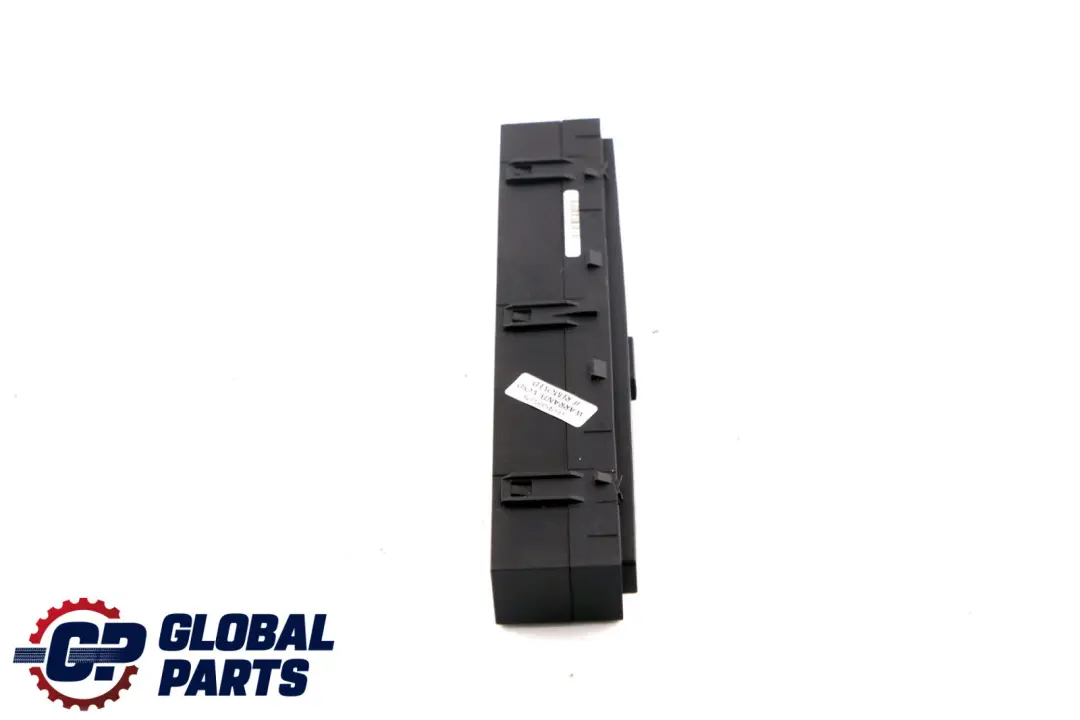 Centro di Commutazione Bottone Centrale Centralina Dtc 6979396 per BMW E60 E61 con numero di parte 9159168 BMW E60 E61 Centro di Commutazione Bottone Centrale Centralina Dtc 6979396 - SKU 6948128 - Numero di parte 9159168