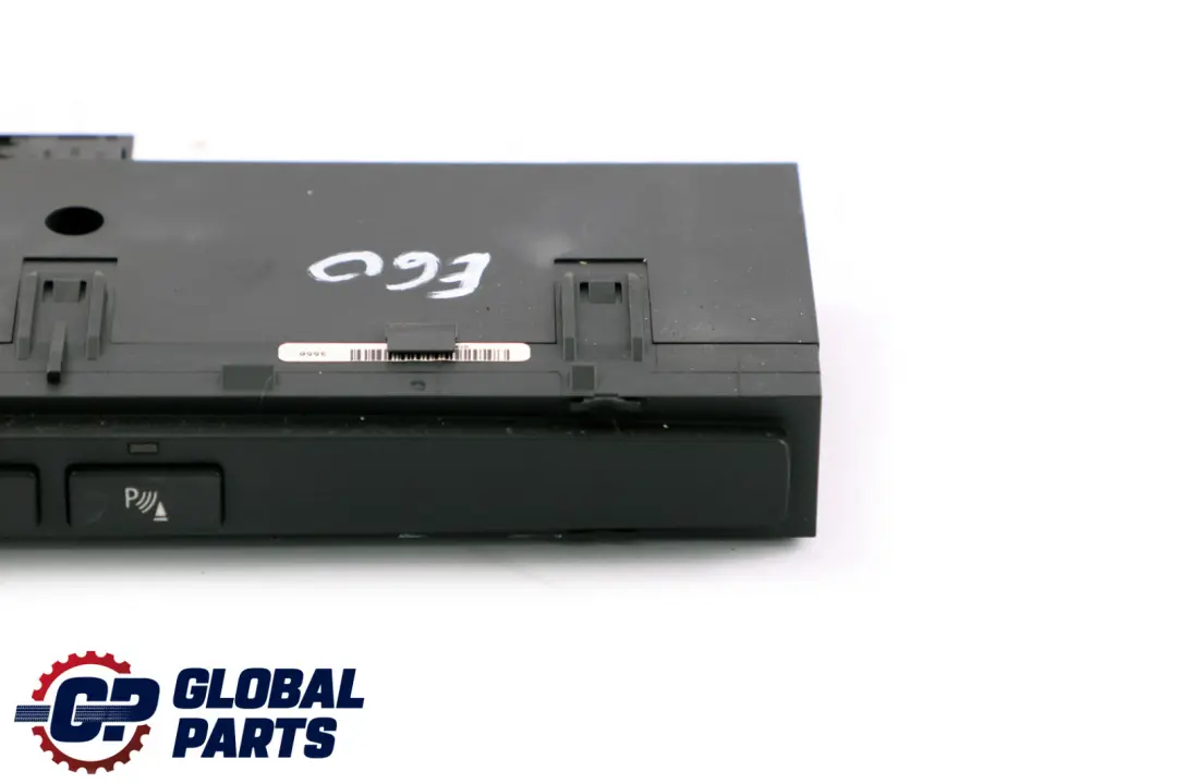 Sensori di Parcheggio Elemento Centro Commutazione Bedienteil per BMW E60 E61 con numero di parte 6948167 BMW E60 E61 Sensori di Parcheggio Elemento Centro Commutazione Bedienteil - SKU 6948167 - Numero di parte 6948167