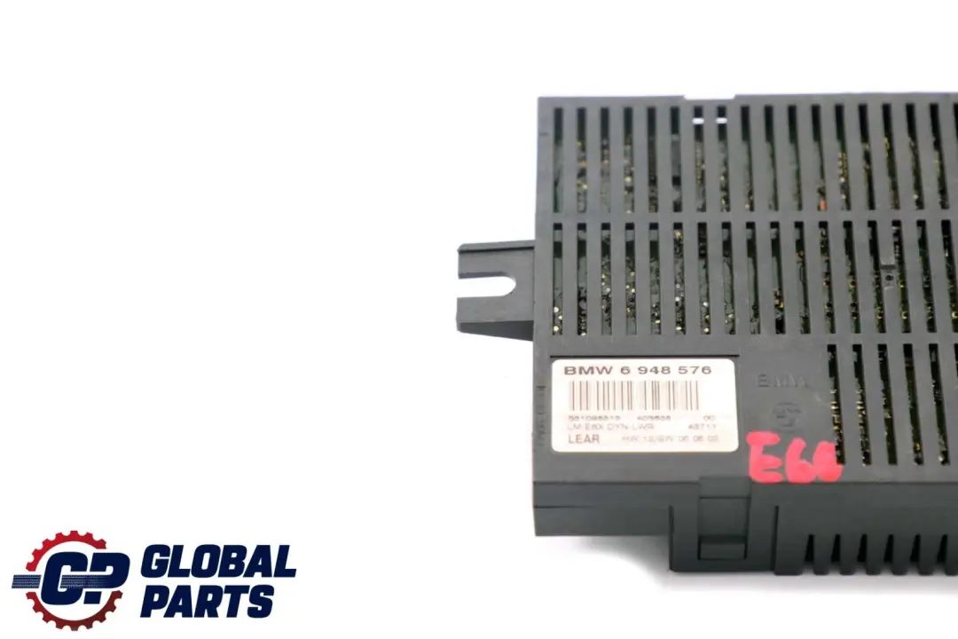 Modulo di controllo luci Lear LM E6X DYN LWR (LCM) per BMW E60 con numero di parte 6948576 BMW E60 Modulo di controllo luci Lear LM E6X DYN LWR (LCM) - SKU 6948576 - Numero di parte 6948576