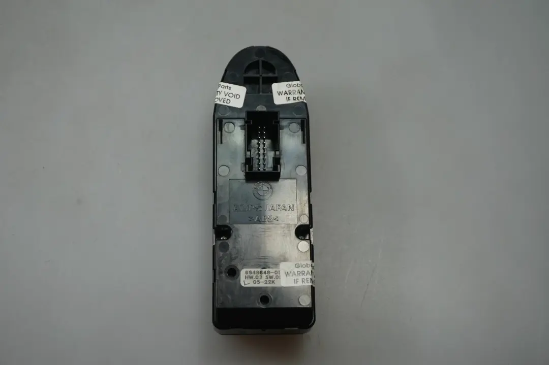 Série 3 E90 E91 Interrupteur Lève-vitre côté conducteur Pliage électrique pour BMW à propos du numéro de pièce 6948648 BMW Série 3 E90 E91 Interrupteur Lève-vitre côté conducteur Pliage électrique - SKU 6948648 - Numéro de pièce 6948648