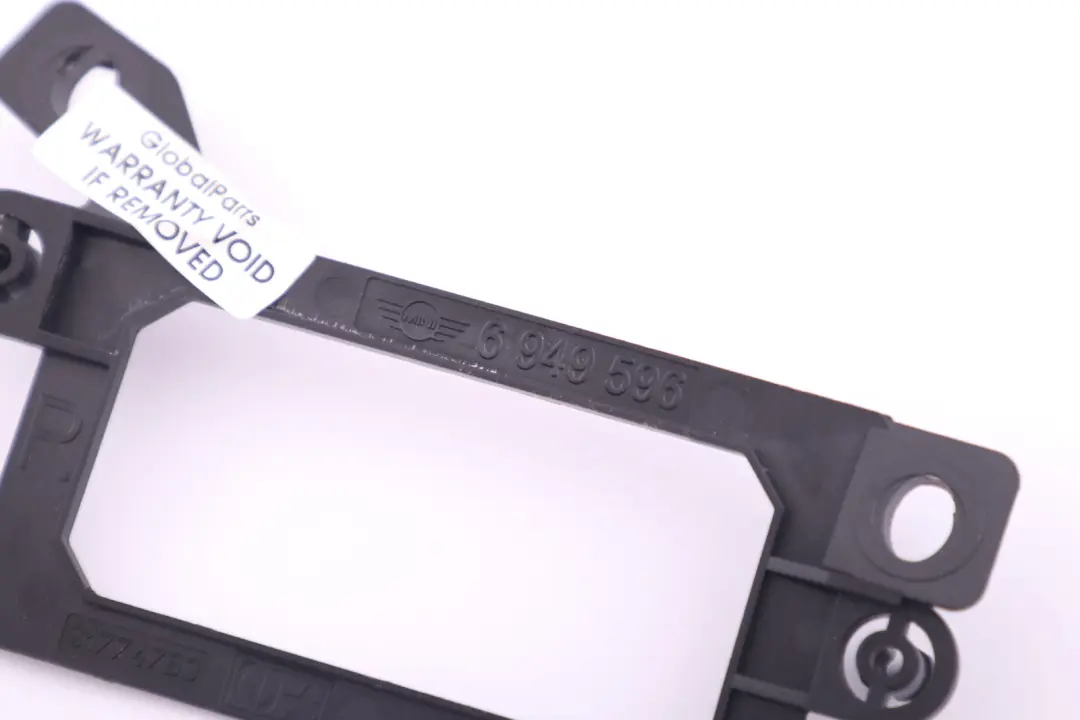 Plaque de Support Droite pour Mini Cabriolet R52 à propos du numéro de pièce 6949596 Mini Cabriolet R52 Plaque de Support Droite - SKU 6949596 - Numéro de pièce 6949596