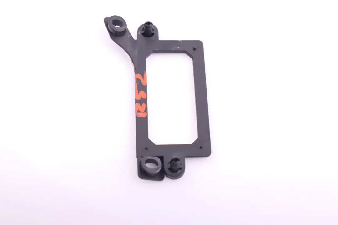 Placa Soporte Derecha para Mini R52 con número de pieza 6949596 Mini R52 Placa Soporte Derecha - SKU 6949596 - Número de pieza 6949596