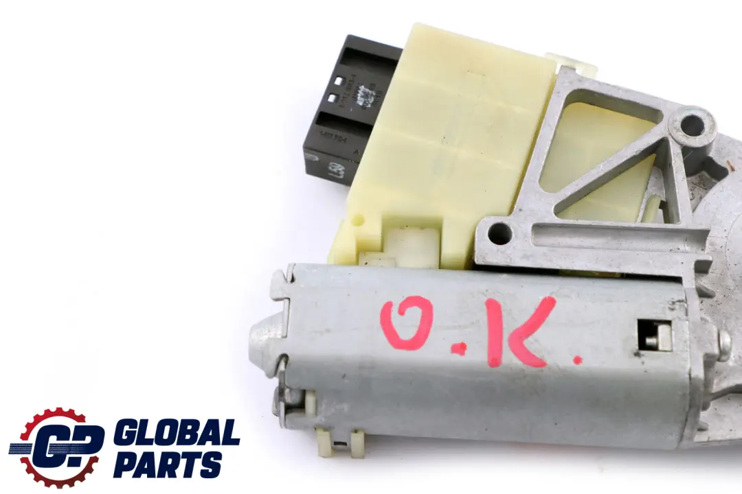 Antriebseinheit Schiebedach Mit Modul für BMW 5 7 er E60 E65 E66 mit Teilenummer 6949628 BMW 5 7 er E60 E65 E66 Antriebseinheit Schiebedach Mit Modul - SKU 6949628 - Teilenummer 6949628