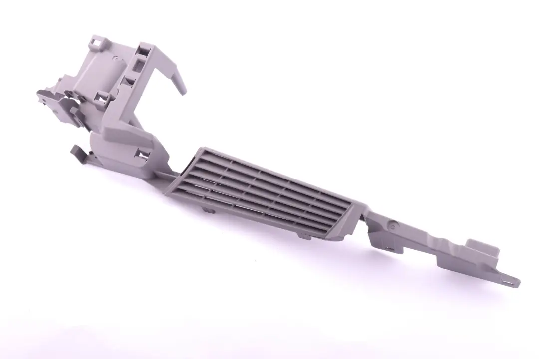 Embellecedor Panel Barandilla Maletero Izquierdo Gris 7068909 para BMW E91 E91N LCI con número de pieza 6949919 BMW E91 E91N LCI Embellecedor Panel Barandilla Maletero Izquierdo Gris 7068909 - SKU 6949919 - Número de pieza 6949919