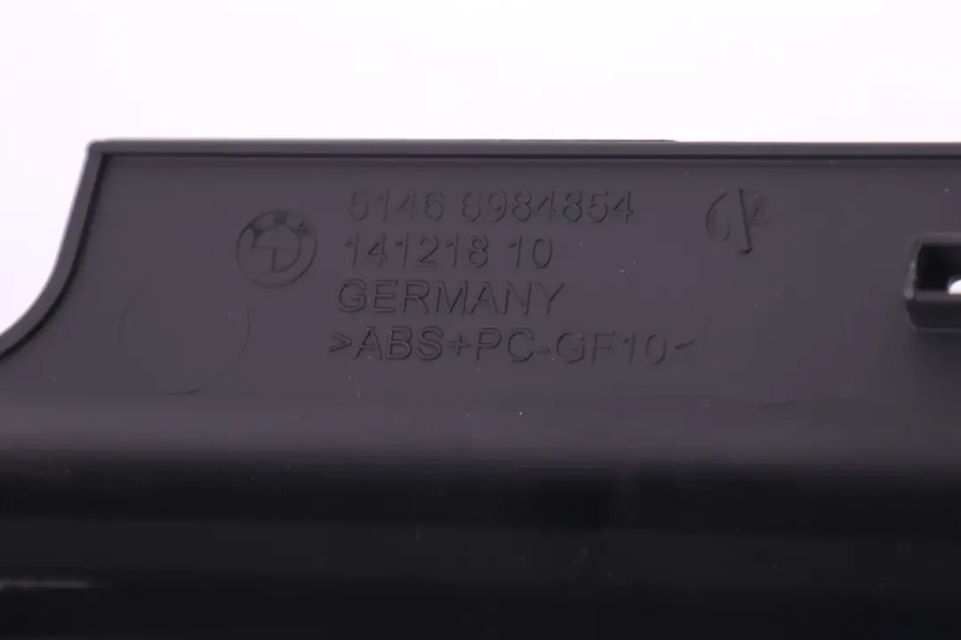 Reihe E93 E93N LCI Träger Ziergitter Mitte SCHWARZ BLACK 6984854 für BMW 3 mit Teilenummer 6950091 BMW 3 Reihe E93 E93N LCI Träger Ziergitter Mitte SCHWARZ BLACK 6984854 - SKU 6950091 - Teilenummer 6950091