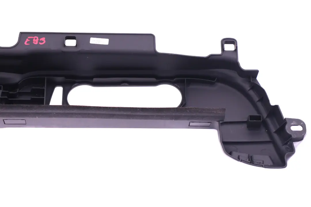 E93N LCI Soporte Parrilla Centro Schwarz Negro 6984854 para BMW E93 con número de pieza 6950091 BMW E93 E93N LCI Soporte Parrilla Centro Schwarz Negro 6984854 - SKU 6950091 - Número de pieza 6950091