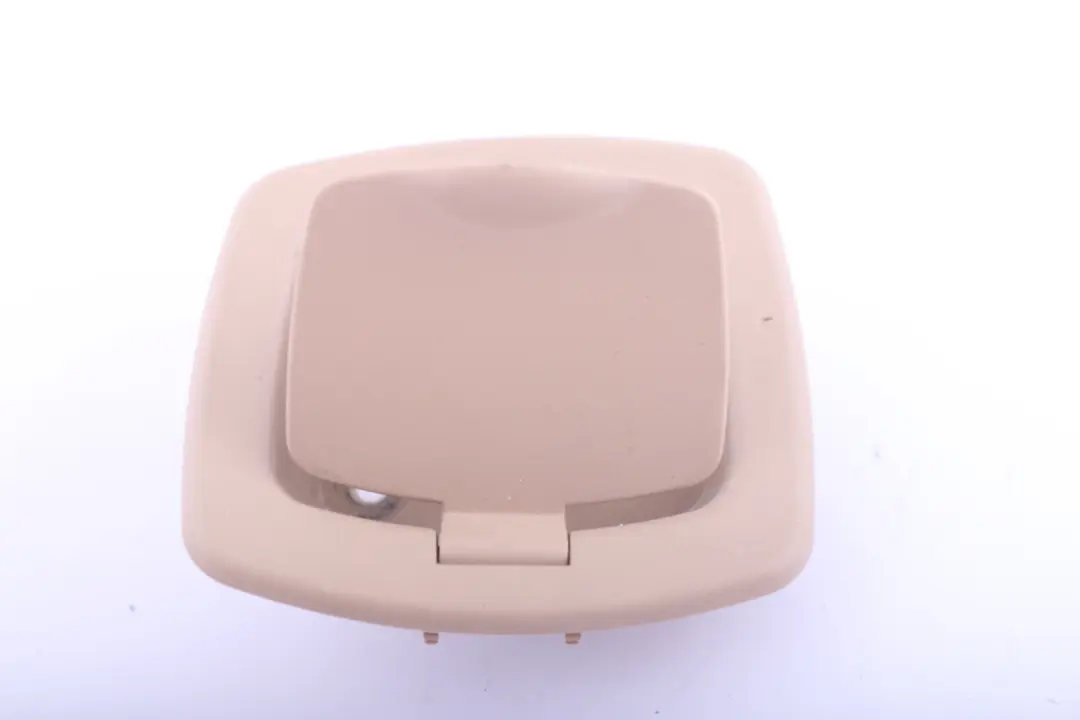 Garniture d'habillage du couvercle de coffre arriere droit Beige pour BMW E91 à propos du numéro de pièce 6950798 BMW E91 Garniture d'habillage du couvercle de coffre arriere droit Beige - SKU 6950798 - Numéro de pièce 6950798