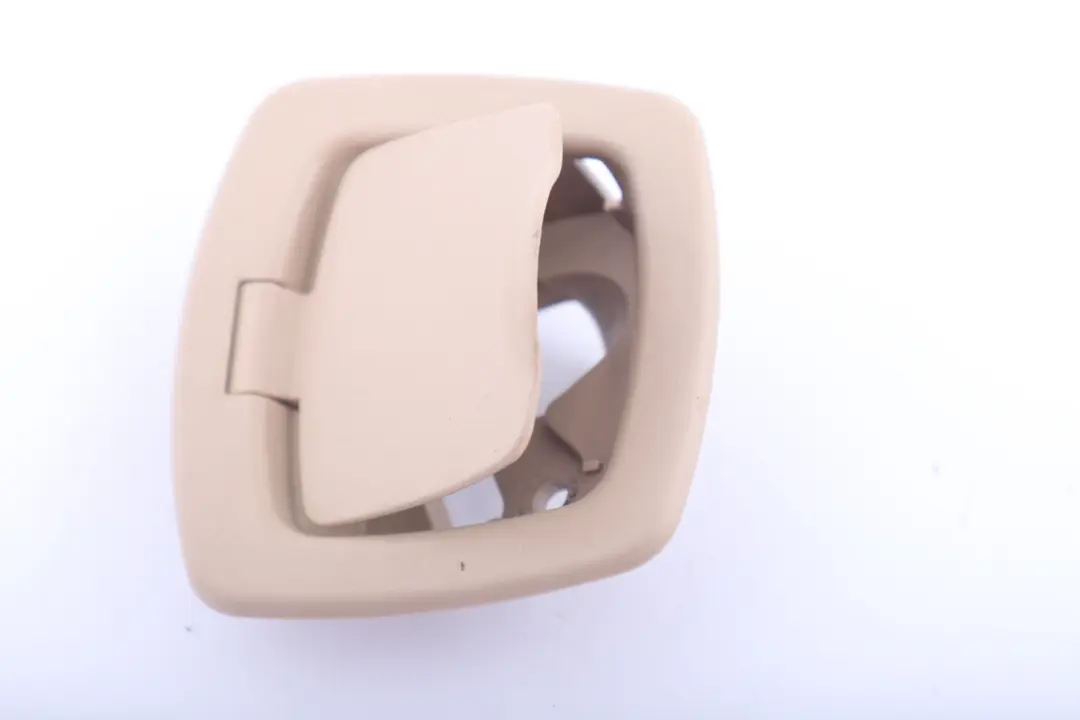 Recubrimiento Tapa Maletero Trasero Derecho Beige para BMW E91 con número de pieza 6950798 BMW E91 Recubrimiento Tapa Maletero Trasero Derecho Beige - SKU 6950798 - Número de pieza 6950798