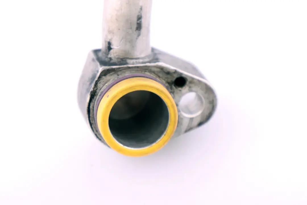 BMW E60 E61 520d M47N2 Adaptador Tubo de Aspiración Manguera Conector - SKU 6951366 - Número de pieza 6951366