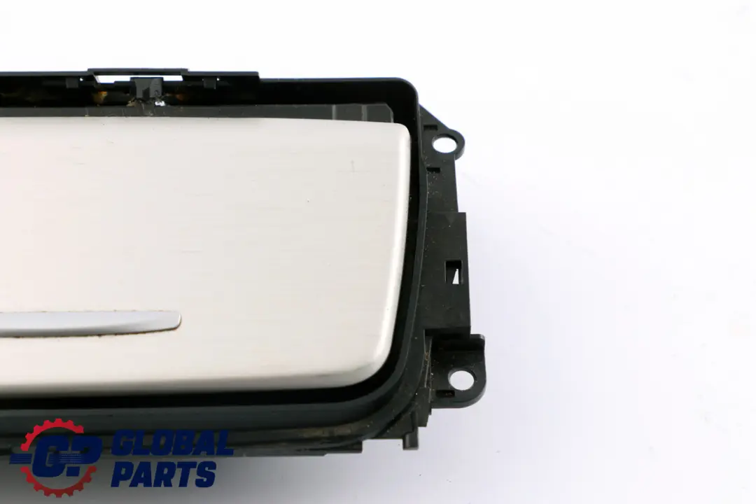 3er E92 E93 Aschenbecher mit dem Deckel für Mittelkonsole Brushed Aluminiu für BMW mit Teilenummer 6951577 BMW 3er E92 E93 Aschenbecher mit dem Deckel für Mittelkonsole Brushed Aluminiu - SKU 6951577 - Teilenummer 6951577