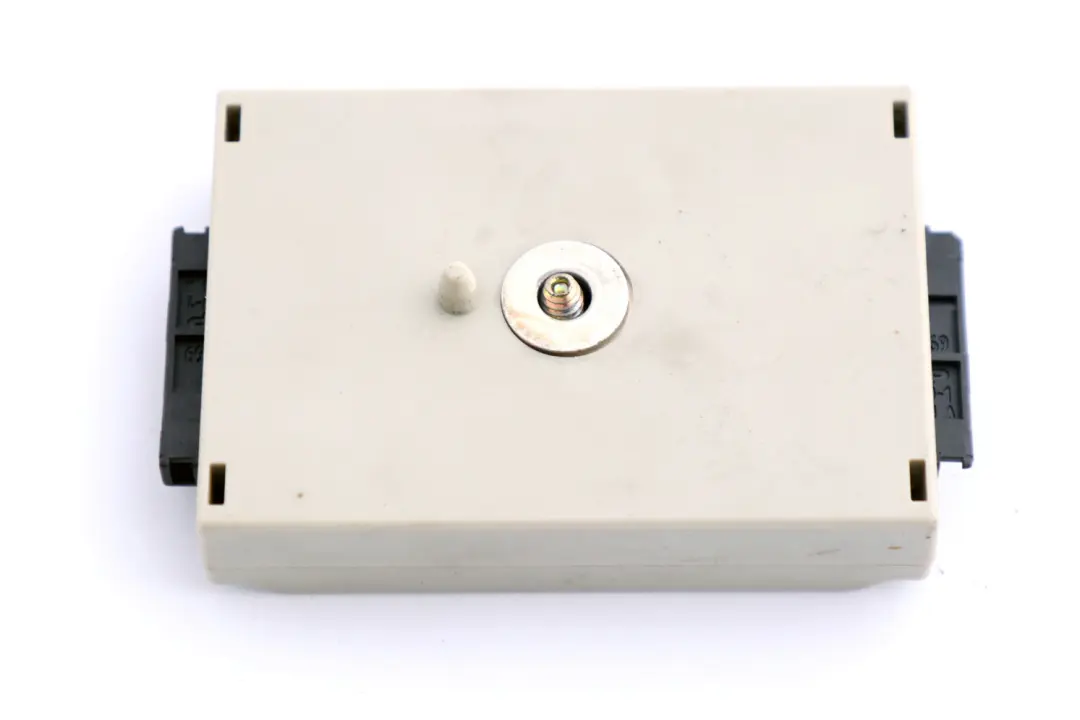 E64N LCI Convertible Suppression Filter Aerial Module Antenna to BMW 6 E64 with Part number 6951855 BMW 6 E64 E64N LCI Convertible Suppression Filter Aerial Module Antenna - SKU 6951855 - Part number 6951855