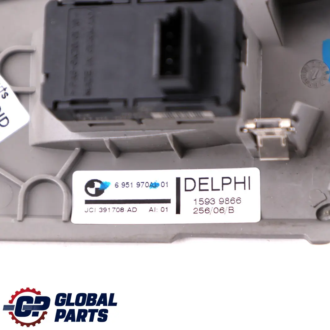 Schalter Fensterheber Hinten Links Grau für BMW 5 er E60 E61 mit Teilenummer 6951970 BMW 5 er E60 E61 Schalter Fensterheber Hinten Links Grau - SKU 6951970 - Teilenummer 6951970