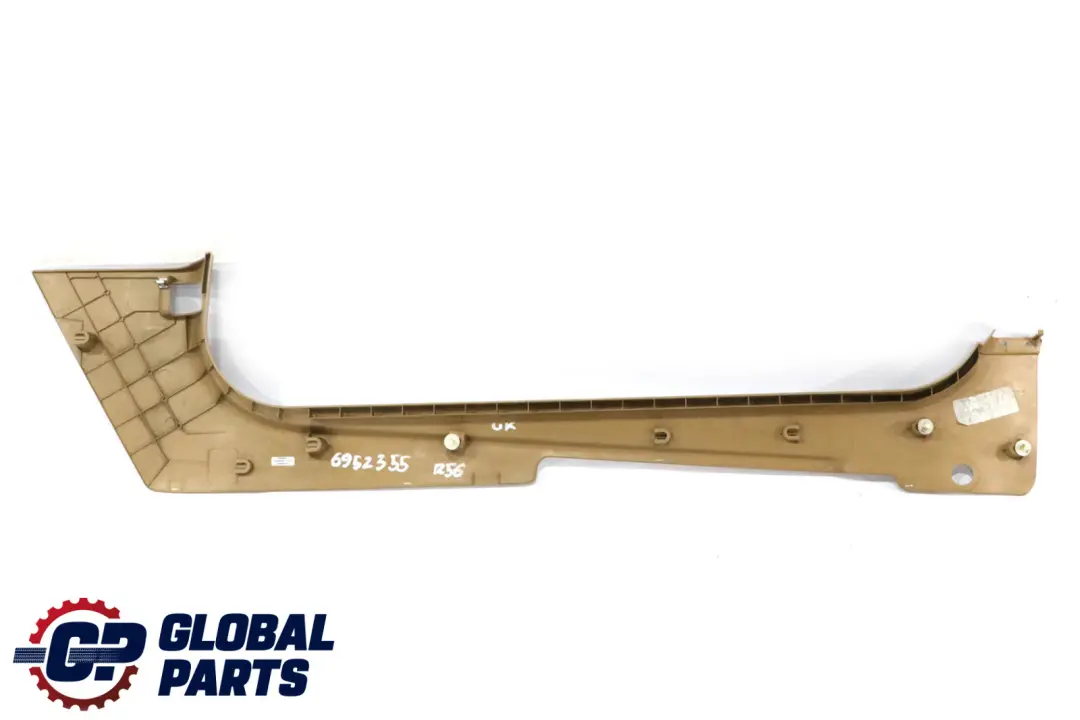 Embellecedor Lateral Entrada Parte Inferior Delantera Izquierda Beige para Mini R56 con número de pieza 7136791 Mini R56 Embellecedor Lateral Entrada Parte Inferior Delantera Izquierda Beige - SKU 6952355 - Número de pieza 7136791